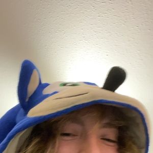 Meet your Posher, Larry